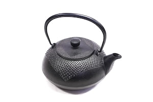 南部鉄器 鉄瓶 正方丸あられ 0.7L