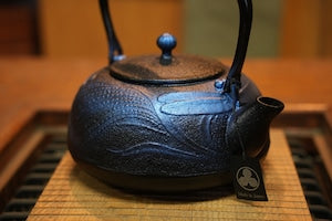 南部鉄器 鉄瓶 蜻蛉 大 瑠璃色 1.2L