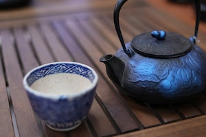 南部鉄器 鉄瓶 ひさご 瑠璃色 0.5L