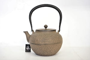 南部鉄器 鉄瓶 宝徳菊 ひさご色 0.8L