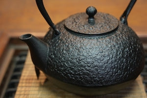 南部鉄器 鉄瓶 梅丸子 1.2L